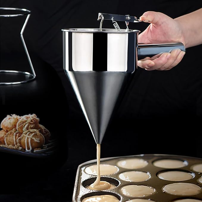 Joyeee Pancake Batter Dispenser with Cover, 40oz Funnel Cake Dispenser, Stainless Steel 4 Caliber Batter Dispenser with Squeeze Handle, Durable, Leak-Free and Easy to Clean, Great for Cupcakes, Waffle
