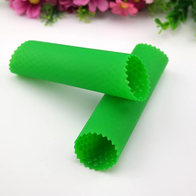 2 Set Silicone Garlic Peeler Easy Roller Tube Useful Garlic Odorfree Kitchen Tool (Black,Green)