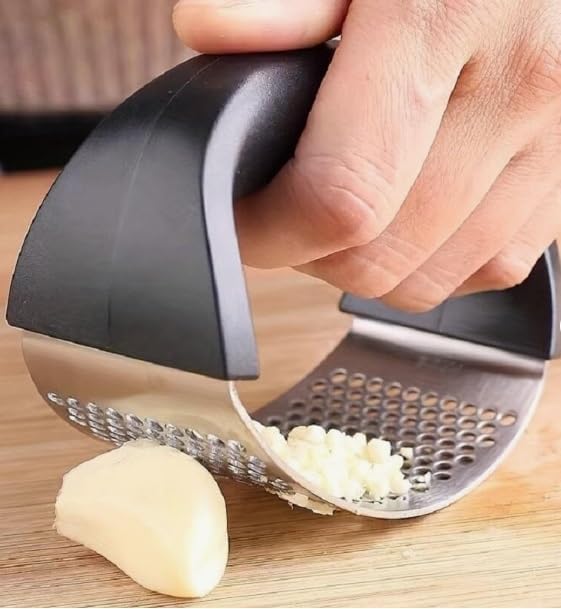 Garlic Press Mincer Crusher with Ergonomic Handle for Kitchen, Home, Cooking, Stainless Steel