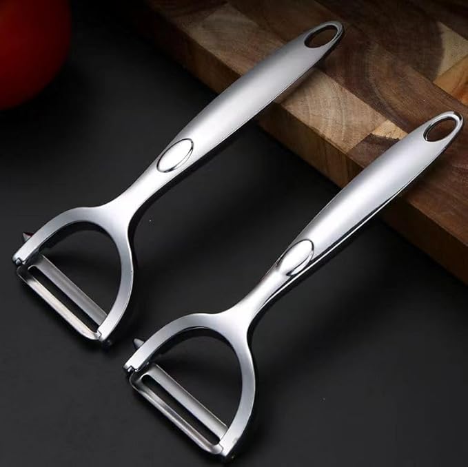 Stainless Steel Garlic Smash, Press Rocker Mincer/ Crusher/ Chopper with Peeler and Scraper Brush