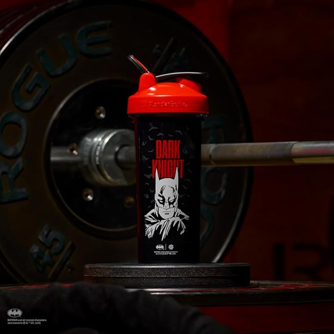 BlenderBottle DARK KNIGHT (Batman) Pro28-28-oz. - Full-Color Red/Black