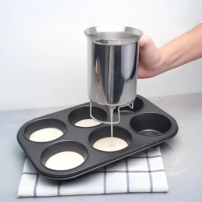 800ml/27oz Pancake Batter Dispenser with Easyflow Spout - Handheld Stainless Steel Pourer for Baking Pancakes, Crepes, Waffles, Cupcakes & Muffins, Measuring Gauge in MLS & Cups (4.1x6.4in)
