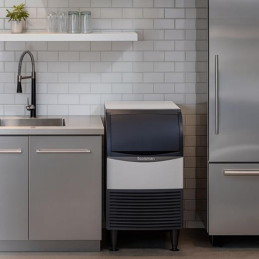 Scotsman UN1520A-1 20" Air-Cooled Nugget Undercounter Ice Maker Machine with 57 lb. Storage Capacity, 167 lbs/Day, 115v, NSF