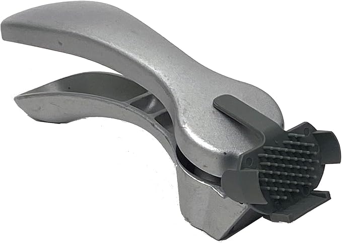 The Pampered Chef Garlic Press #2575