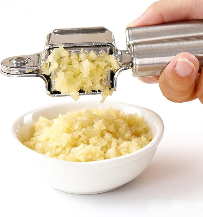 MANJIA Garlic Press and Peel Set Stainless Steel- Rust Proof Garlic Mincer Tool - Easy-Squeeze, Easy-Clean Silicone Garlic Peeler & Brush (Green)