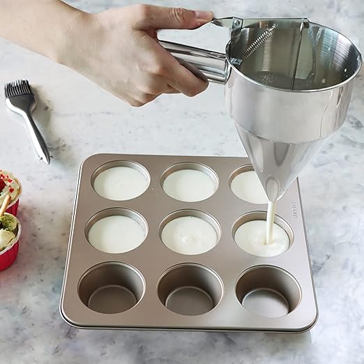 KAYCROWN Pancake Batter Dispenser, 1200ml Stainless Steel Funnel Cake Dispenser with Stand and Basting Brush, Great for Cupcakes, Waffles, takoyaki or Any Baked Goods, Batter Funnel Dispenser