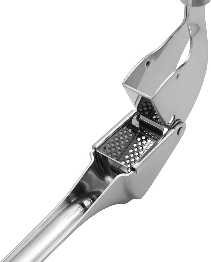 ZWILLING Pro Garlic Press