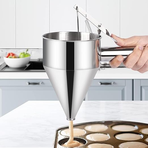20 OZ Multi-Functional Pancake Batter Dispenser, Multi-Caliber Stainless Steel Funnel Cake Dispenser with Stand Great for Pancakes,Cupcakes,Chocolate Balls and Baked Goods (600ml)