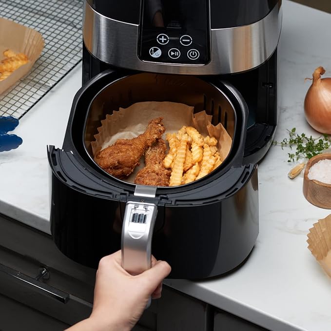 GUSTO [6.5 Inch - 125 Count] Square Air Fryer Liners Disposable - Non-Stick, Oil & Water Resistant Parchment Paper - Fits 2-5 QT Square Air Fryers, Ovens & More (Formerly Comfy Package)