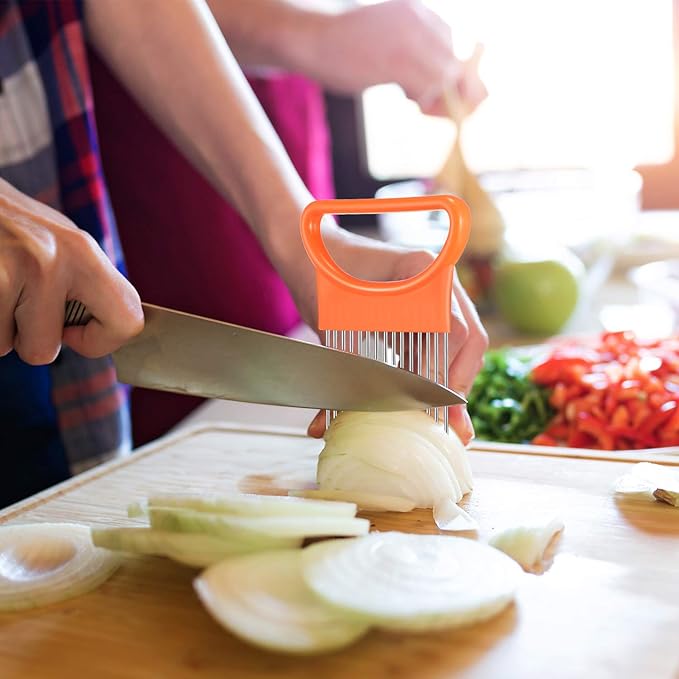4 Pieces Onion Holder Slicer Stainless Steel Vegetable Tomato Holder Slicer Cutter for Kitchen Worker Safety Cooking Tools, 4 Colors