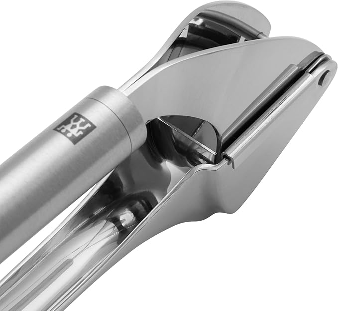 ZWILLING Pro Garlic Press