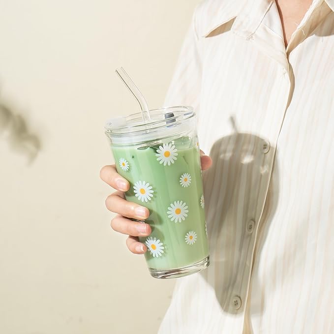 Olvini 15oz Glass Tumbler with Glass Straw and Lid, Cute Iced Coffee Cups, Aesthetic Glass Cups, Coffee Tumbler, Water Cup, Matcha Cup, Drinking Glasses (Daisy)