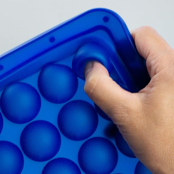 Lurch 240775 Ice Former Arctic Ball 3 cm Blue Ice Cube Tray for 30 Ice Cubes with Transparent Lid Blue
