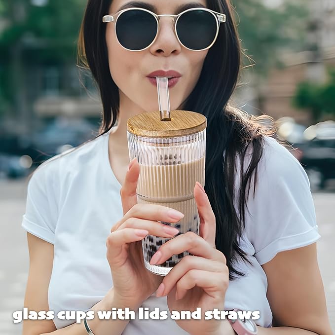 Dingerjar 20 oz Ribbed Glass Tumblers with Bamboo Lids and Straws, 2 Pcs Wide Mouth Thickened Vintage Glass Cup for Boba, Iced Coffee, Juice