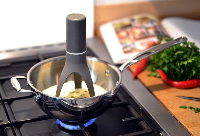 UÜTENSIL Stirr - The Unique Automatic Pan Stirrer – Dishwasher Safe, 3 Stirring Speeds with LED Indicator
