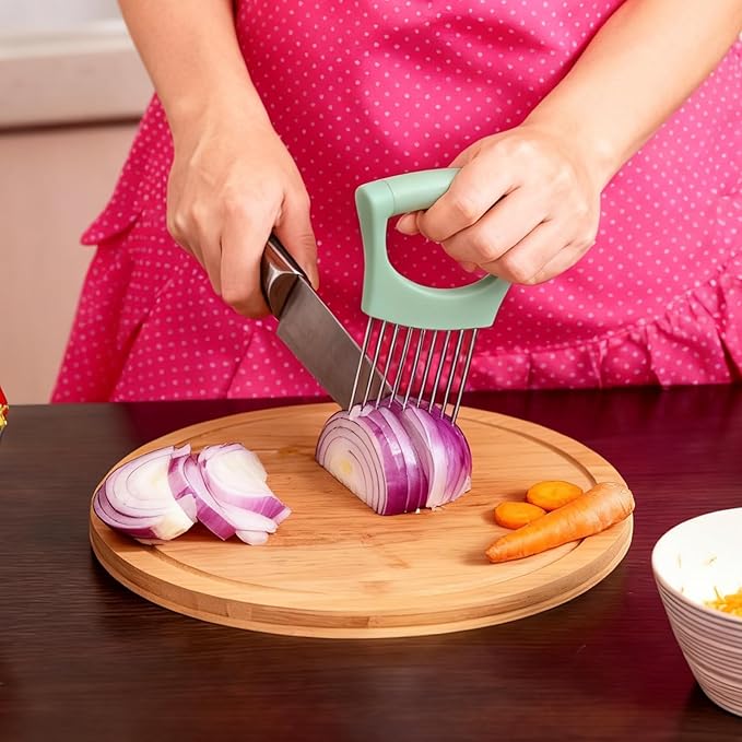 uxcell 4 Pcs Onion Slicer Holder, Stainless Steel Vegetable Cutting Holder Food Cutter Tool for Slicing Storing Onions Tomatoes Potatoes Avocados Apples, Black Red/Black Grey/Green/Pink
