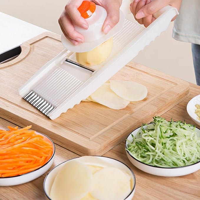 2Pcs Finger Guards for Cutting Food Anti Cut Onion Slicer Holder with Non Slip Grip for Vegetable Slicer Grater Cutting