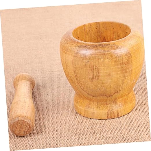 Wooden Garlic Pounder and Presser Kitchen Gadget for Home Use 4 Inch Wood Garlic Crusher and Mincer with Smooth Surface for Crushing Ginger and Spices
