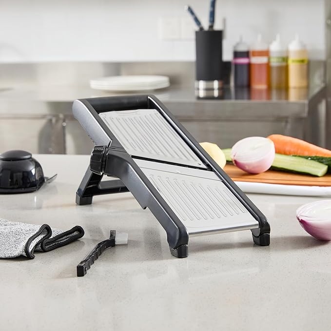 Restaurantware Stainless Steel Adjustable Mandoline Slicer - German Standard Vegetable Slicer with Blade Guard, Includes Cut-Resistant Gloves - Food Slicer for Potato, Onions, Cucumbers, Tomato