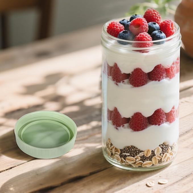 SHOWIN Overnight Oats Containers with Lids, 24oz Glass Jars with Lids 8 pcs, Light Green, Wide Mouth Mason jars for Salad, Yogurt, Snacks, Meal Prep