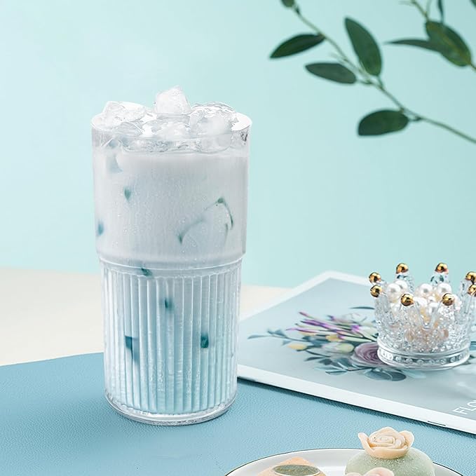 Luiaiog 18.5oz Glass Cups with Lids and Straws – Single Reusable Tumbler, Thickened Shatter-Resistant Glass, Ideal for Iced Coffee, Smoothies, Cocktails, Juices – Elegant & Durable Drinkware