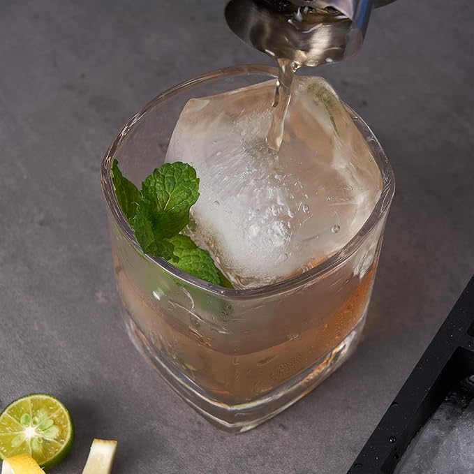 WonderWorld Ice Cube Tray, 9 Portions Gaint Silicone Freezer Tray with lids, 2 Inch Big Ice Maker for Whishkey, 2 pack