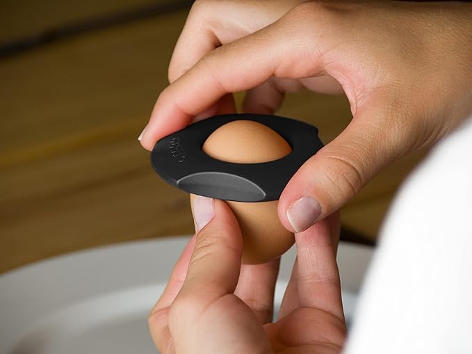 cregg 3-in-1 Egg Topper - Black – Egg Cracker, Cup & Serving Ring – Made in Germany – For Soft & Hard Boiled Eggs – Egg Shell Opener – Kitchen Gadget & Gift for Breakfast Lovers