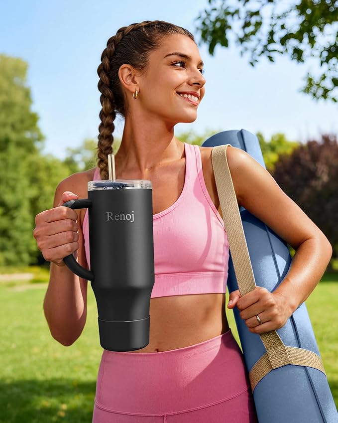Renoj Insulated Mug 100% Spill Resistant Insulated Water Bottle for Iced Coffee & Hot Drinks - Fits Car Cup Holder, Ideal Gift, 2 Straws & Silicone Boot - FlexSlide White 32 oz