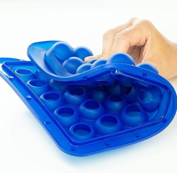Lurch 240775 Ice Former Arctic Ball 3 cm Blue Ice Cube Tray for 30 Ice Cubes with Transparent Lid Blue