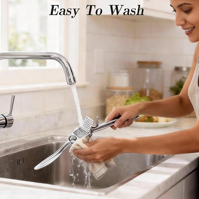 Premium Zinc Alloy Garlic Press, Heavy Duty Rust-Proof Garlic Crusher Mincer with Ergonomic Handle, Dishwasher Safe Easy Squeeze & Clean Kitchen Tool - Silver