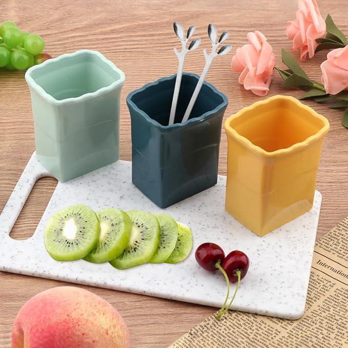 3Pcs Strawberry Slicer Cup with 2 Forks, Fruit Slicer Cup for Strawberry Egg Banana Mushroom Cucumber Kiwi and Veggie Salad Speed Cutter (SIZE:5pcs)