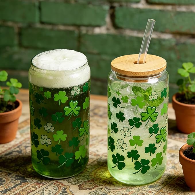 Mason Life Irish Shamrocks Glass Tumbler, 18 OZ Cute Glass Cup with Lid and Straw, St Patricks Day Drinking Cup with Keychain, Lucky Clover Beer Can Glass, Irish Gift for Women Girls