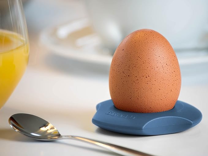 cregg 3-in-1 Egg Topper - Blue – Egg Cracker, Cup & Serving Ring – Made in Germany – For Soft & Hard Boiled Eggs – Egg Shell Opener – Kitchen Gadget & Gift for Breakfast Lovers