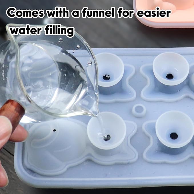 4 Cavities 3D Cat Ice Cube Molds, Black Silicone Ice Cube Tray with Lid, Cute Cat Shape Ice Mold, Large Ice Cube Tray, Food Grade Reusable Ice Trays for Whiskey, Cocktails, Homemade Cold Drinks