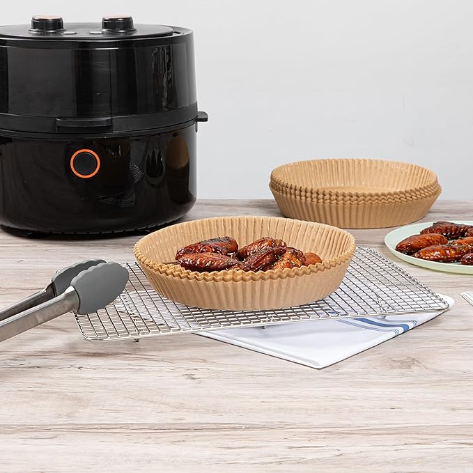 Restaurantware-Pastry Tek 8.1 x 8.1 x 1.8 Inch Air Fryer Liners, 100 Round Air Fryer Baskets - No-Stick Silicone Coating, Unbleached, Food-Grade Paper Liners, For Steamer, Microwave, Oven, Fry Pan