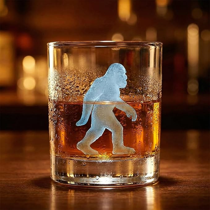 Bigfoot Ice Cube Mold,Big Foot Ice Cube Molds,6 Cavity Silicone Sasquatch Ice Cube & Popsicle Tray for Spooky Whiskey Halloween Party Drinks (Black)