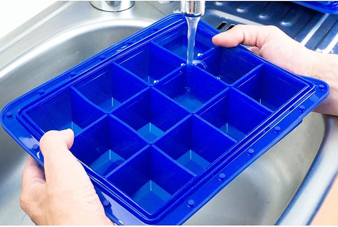 Lurch 240765 Ice Former Arctic Cube 5 cm Blue Ice Cube Tray for 12 Ice Cubes with Transparent Lid Blue