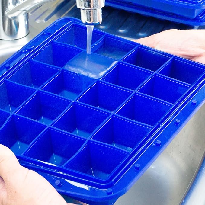 Lurch 240760 Ice Former Arctic Cube 4 cm Blue Ice Cube Tray for 20 Ice Cubes with Transparent Lid Blue